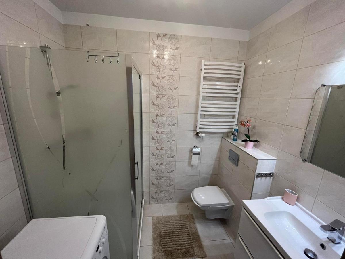 Apartament Premium Miodowy Dom Apartamento Kołobrzeg Exterior foto