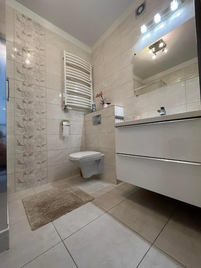Apartament Premium Miodowy Dom Apartamento Kołobrzeg Exterior foto